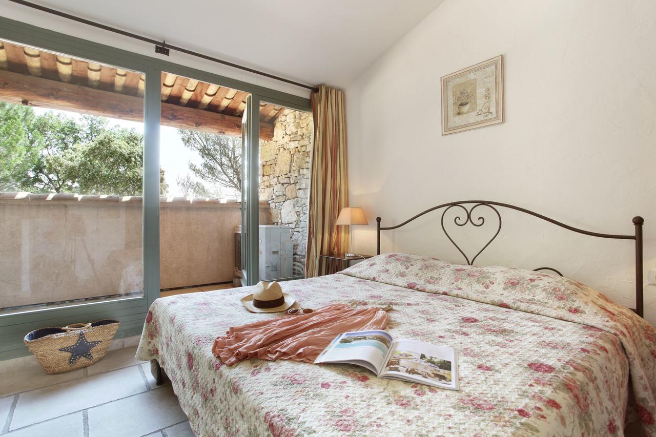 Residence Odalys La Bastide Des Chenes Gordes Exterior photo